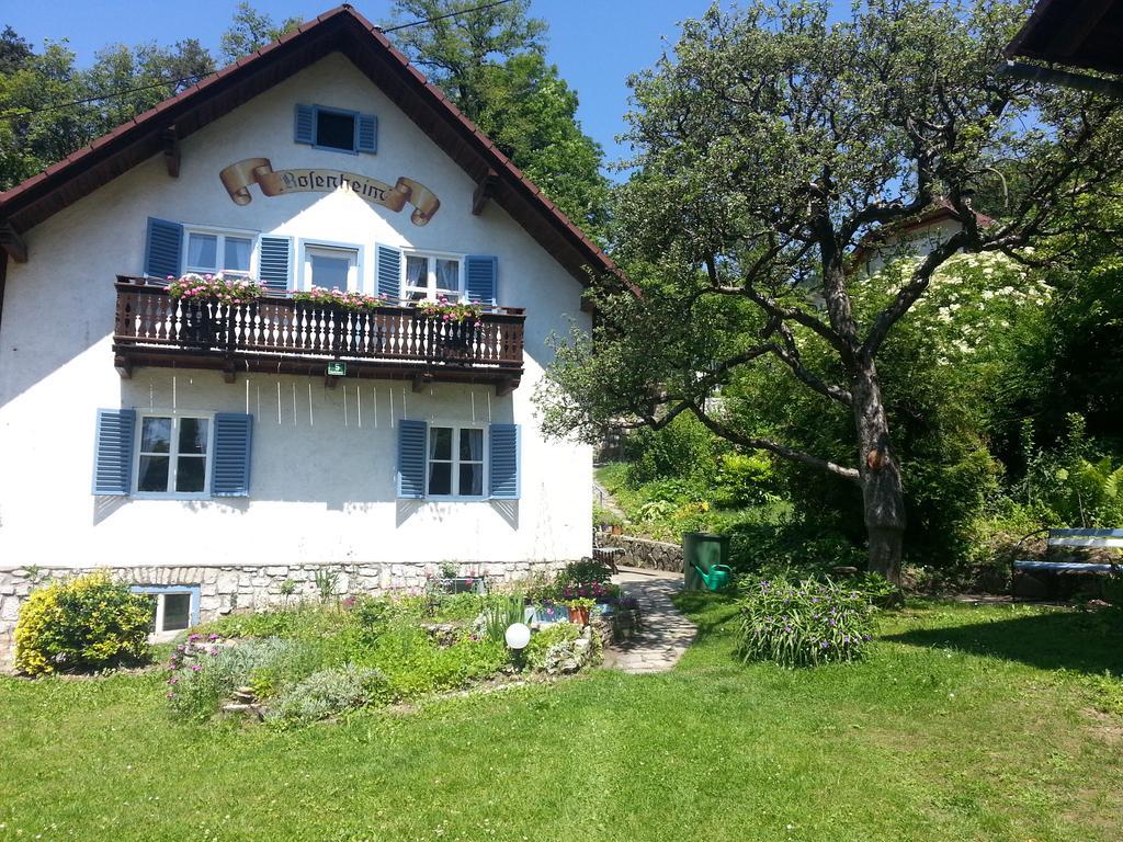 Pension Rosenheim Треффен Екстер'єр фото