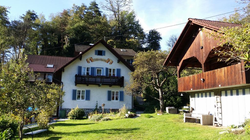 Pension Rosenheim Треффен Екстер'єр фото